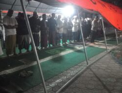 Dari Masjid hingga Posko, Brimob Dampingi Warga Terdampak Gempa di Manggarai