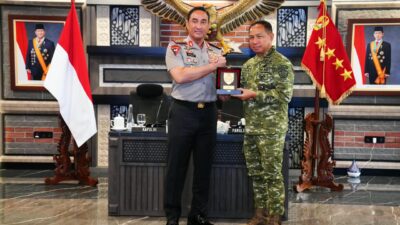 Panglima TNI dan Kapolri Perkuat Soliditas dan Sinergi TNI-Polri